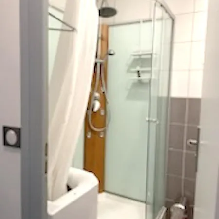 D'une A Escoublac A 10 M De La Plage Avec Vue Sur La Mer Balcon Amenage Et Wifi Apartment